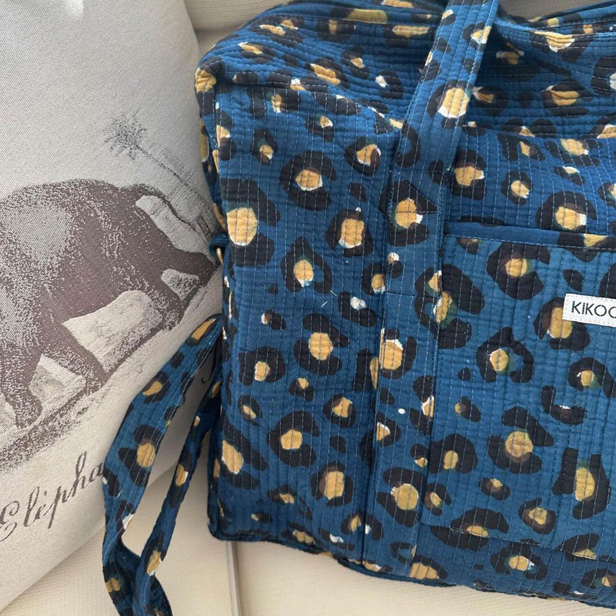 Große Reisetasche "Dark Leo"