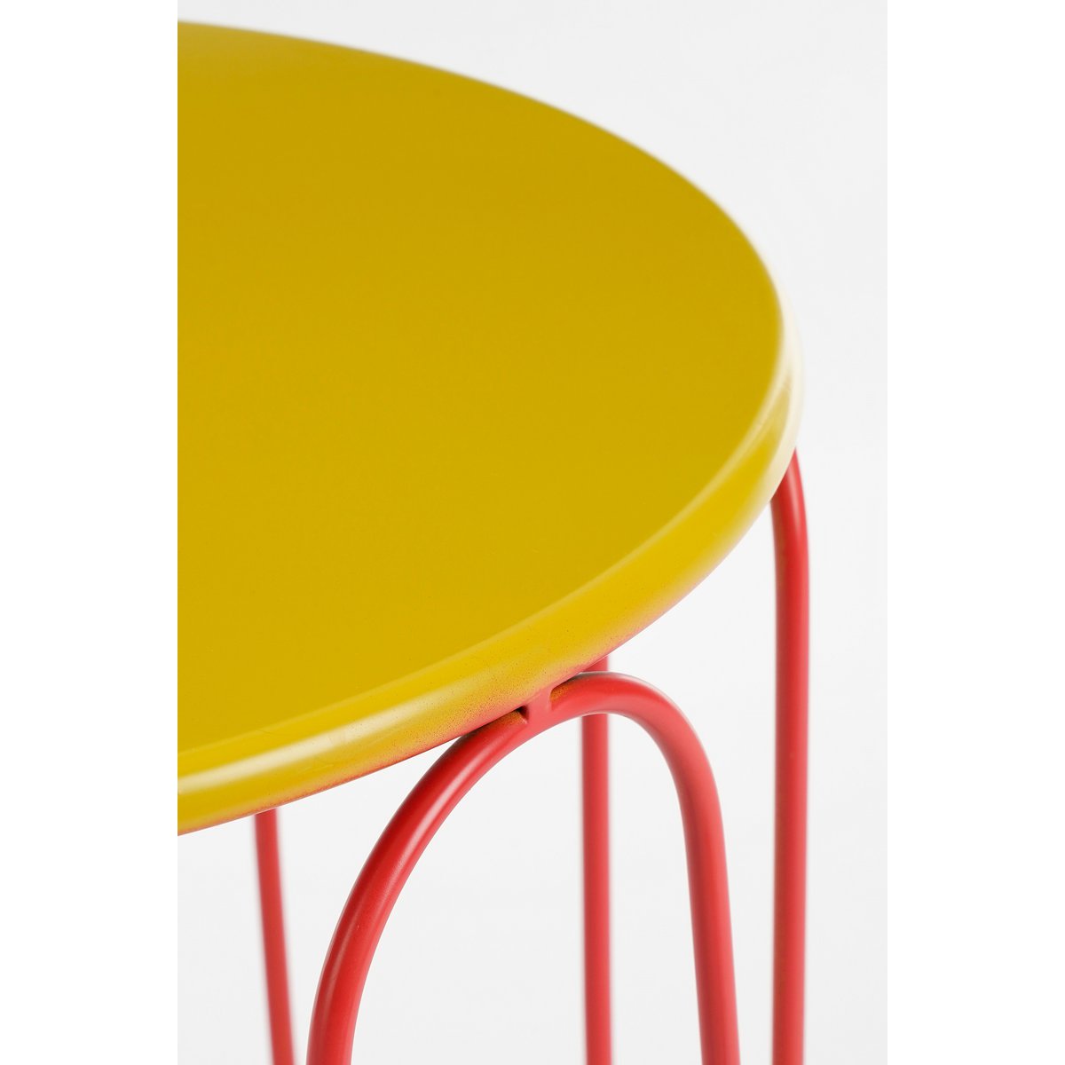 Dione Side Table - Set von 2 - H40 x Ø46 cm - Metall - Gelb