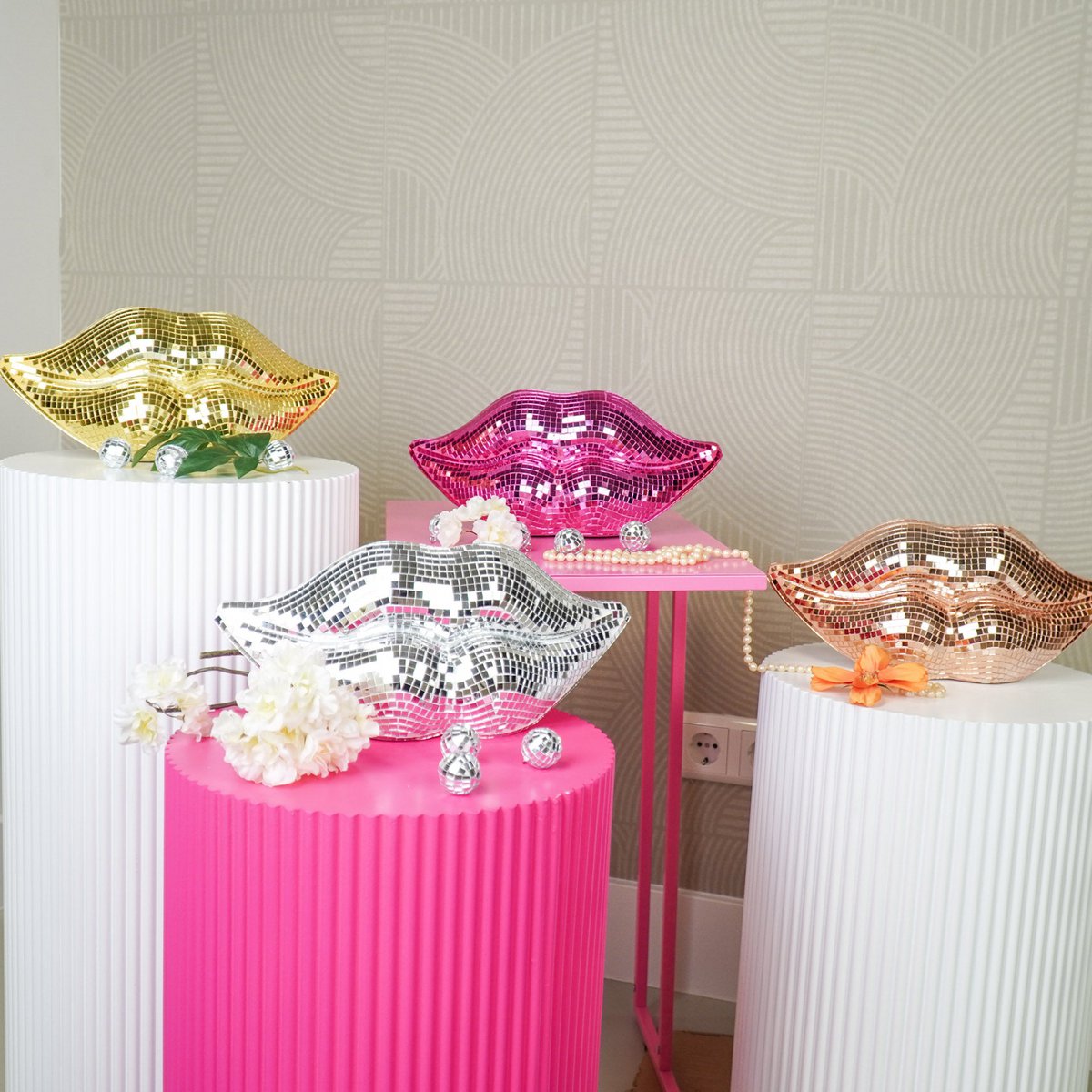 Ornament - Disco -LIPS - Glas - Gold - 29x10x13,5 cm