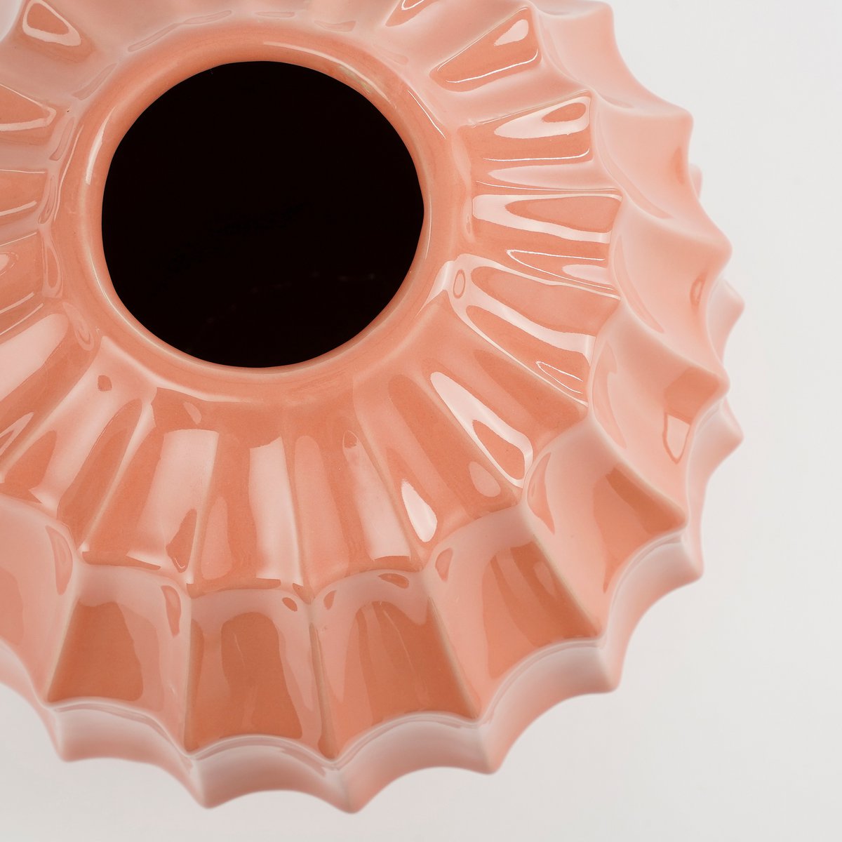 Pippa Vase – H33 x Ø27 cm – Keramik – Rosa