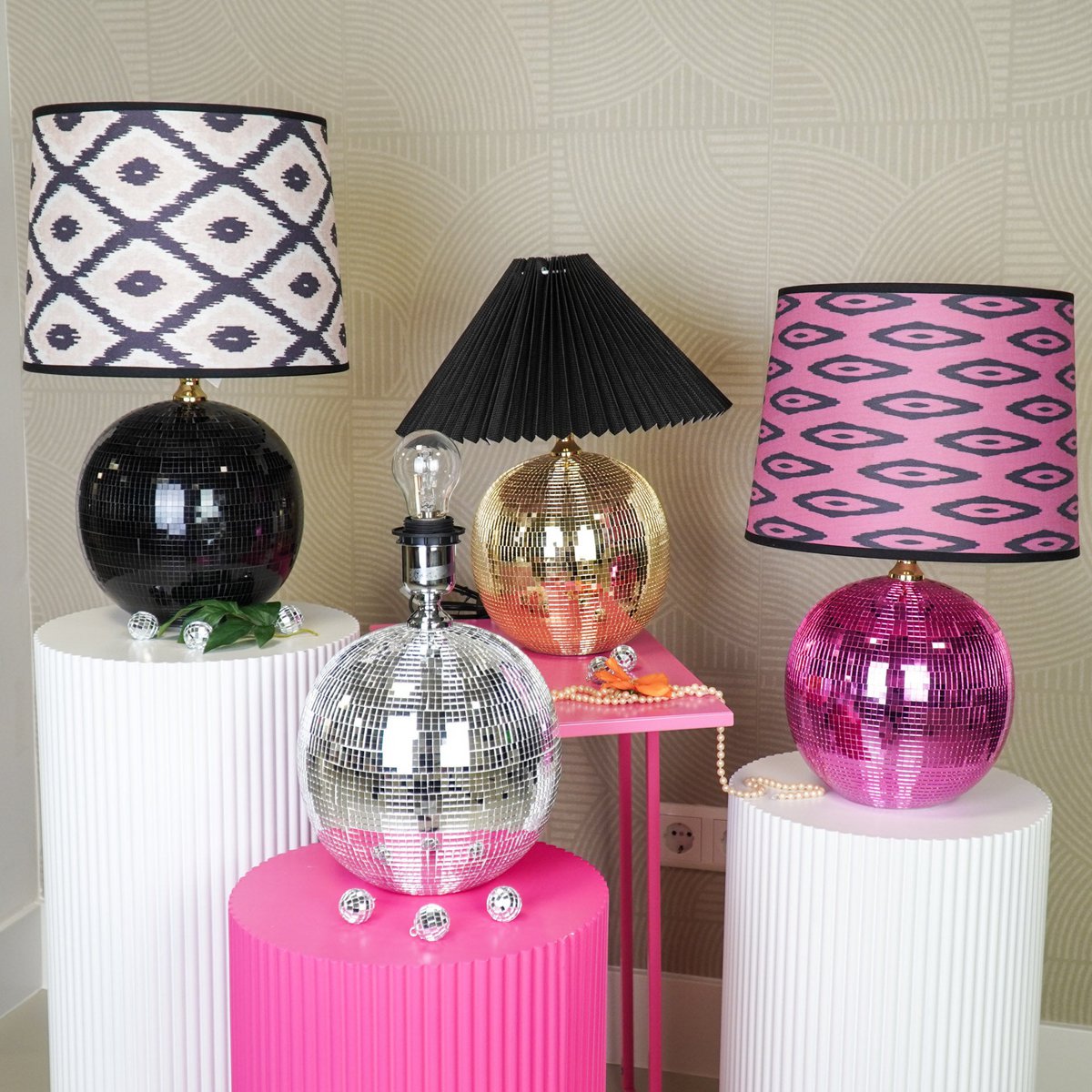 Lampe - Tischlampen -Disco -Kugel - Glas -gold - 20x20x20 cm