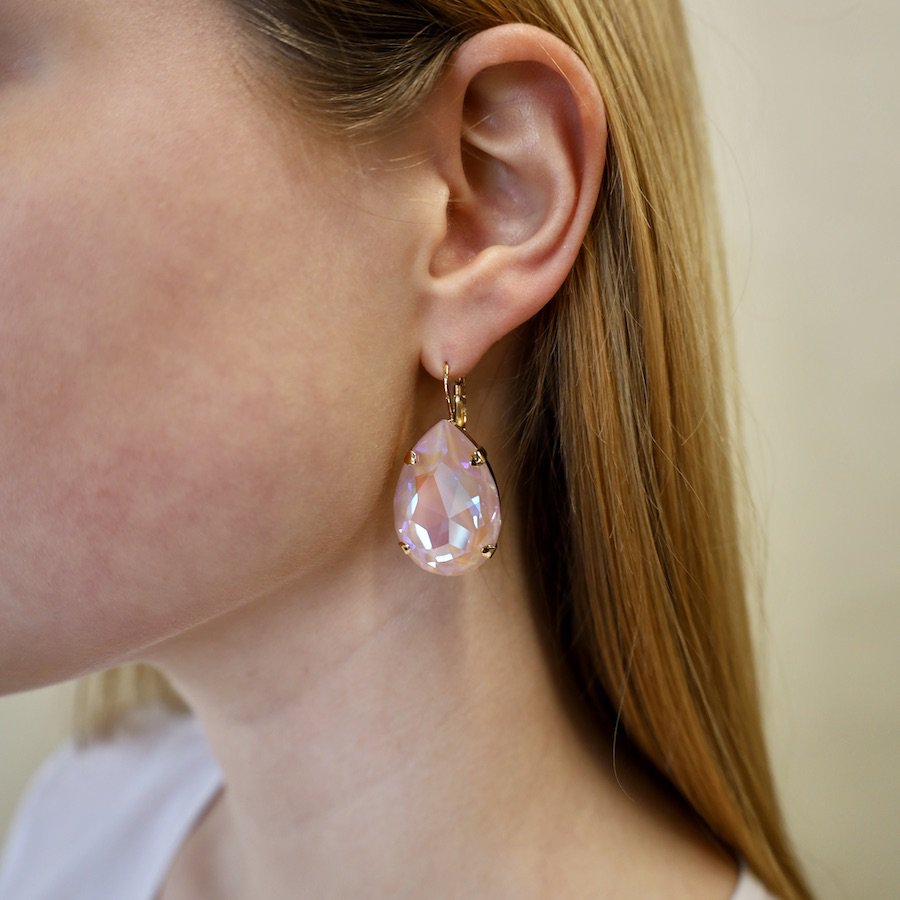 Eva Earhangers Dusty Pink - Short