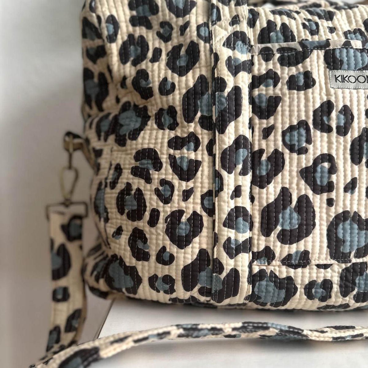 Große Reisetasche "blue Leo"