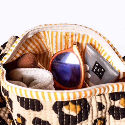 Handgemachte Kosmetiktasche "Oh Leo"