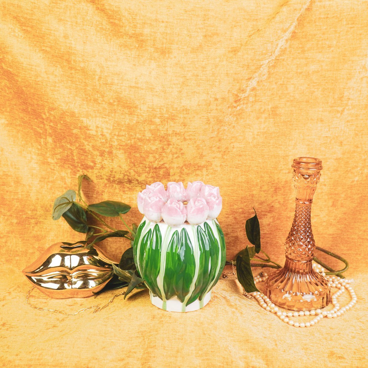 Vase-Tulips-Dolomit-hellrosa/ grün-12,5x12,5x16 cm