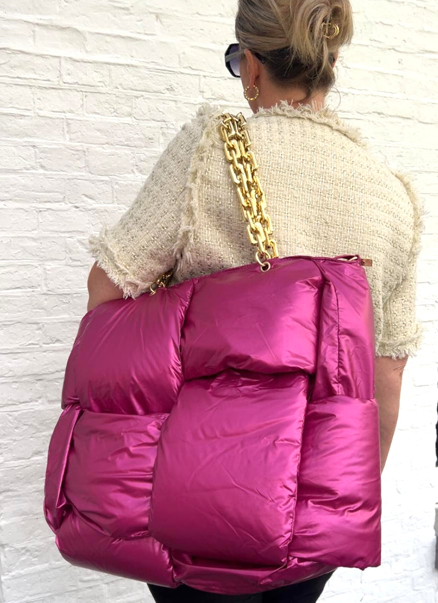 XXL Stepp-Tasche Damen mit Goldkette – Trend-Bag 2025