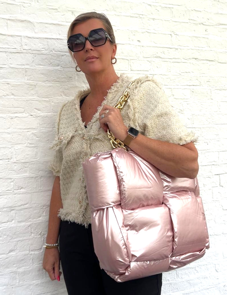 XXL Stepp-Tasche Damen mit Goldkette – Trend-Bag 2025