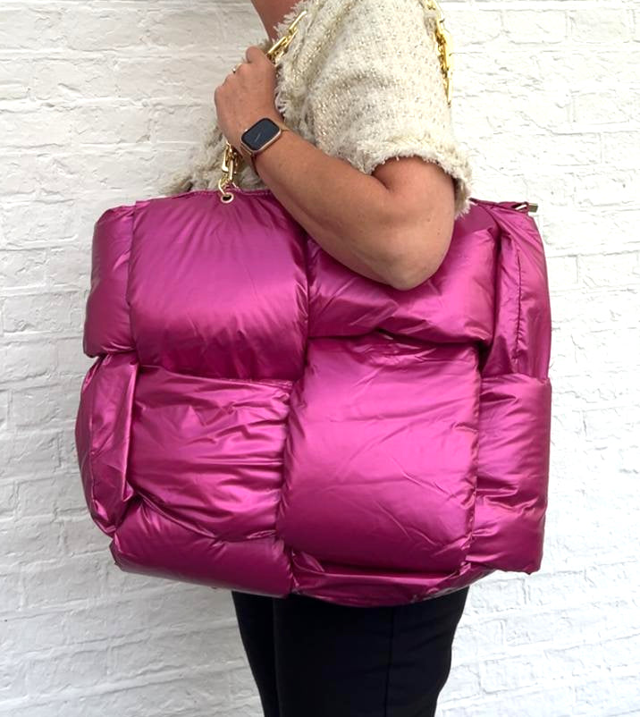 XXL Stepp-Tasche Damen mit Goldkette – Trend-Bag 2025