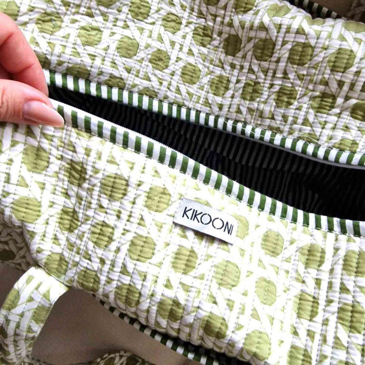 Handgemachte Baumwolltasche "The Tree"