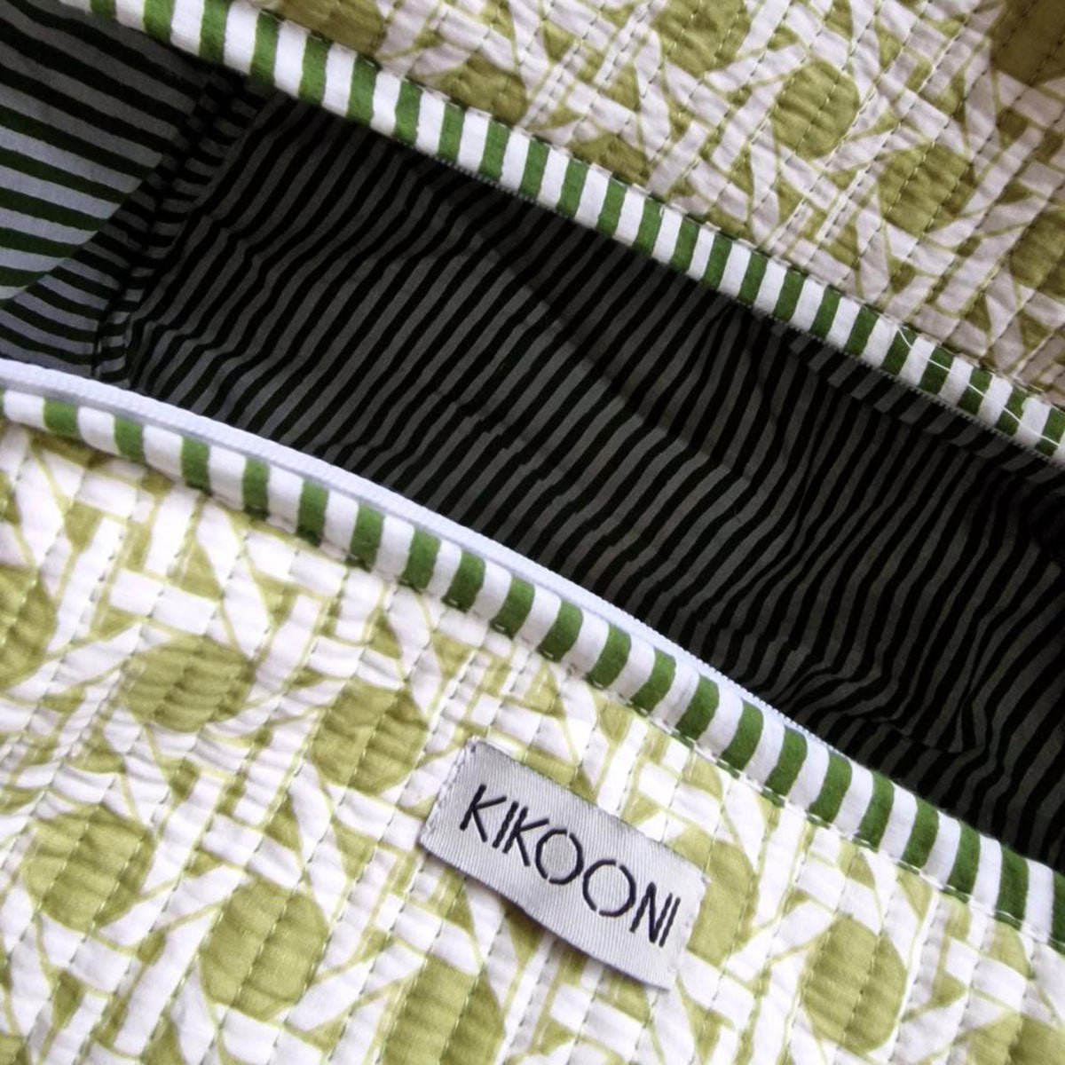 Handgemachte Baumwolltasche "The Tree"