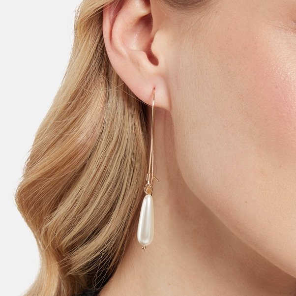 Classic Pearl Earhangers Cream